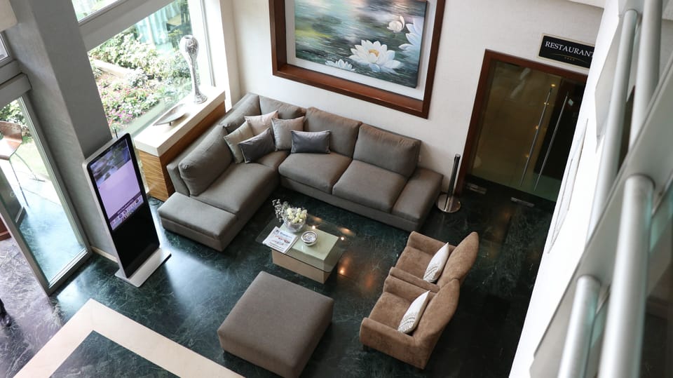 Lobby sitting area