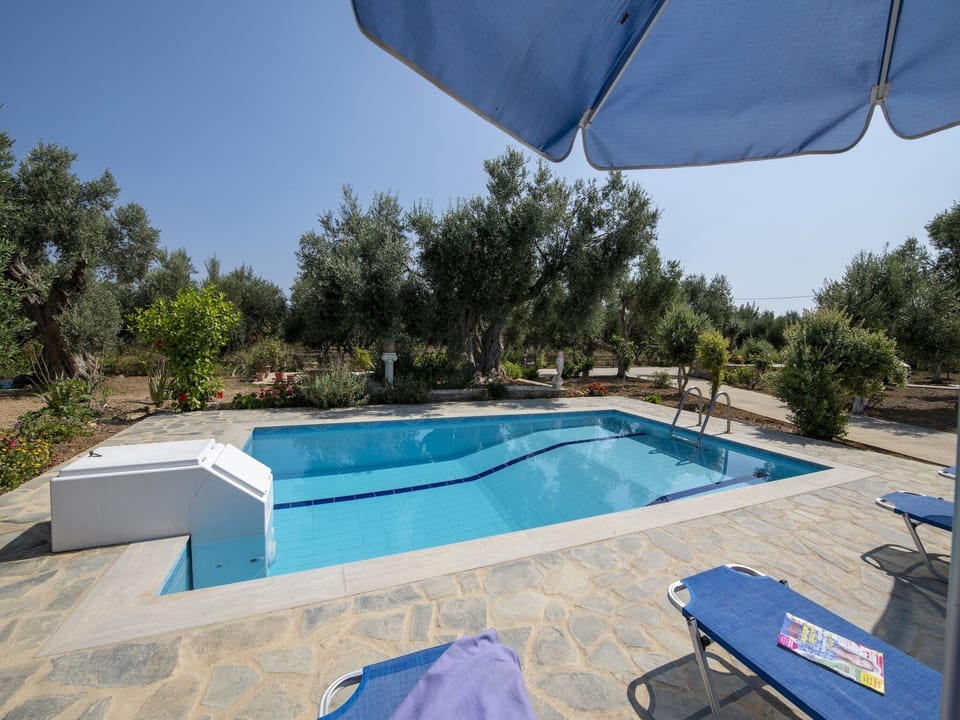 Holiday Home Swimming Pool