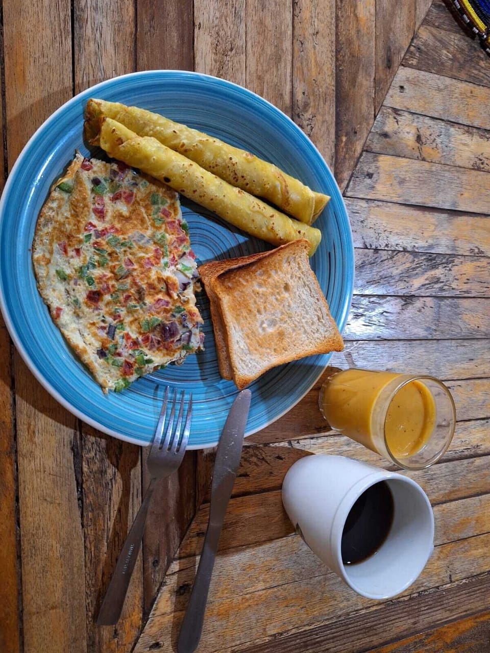 Free daily on-the-go breakfast