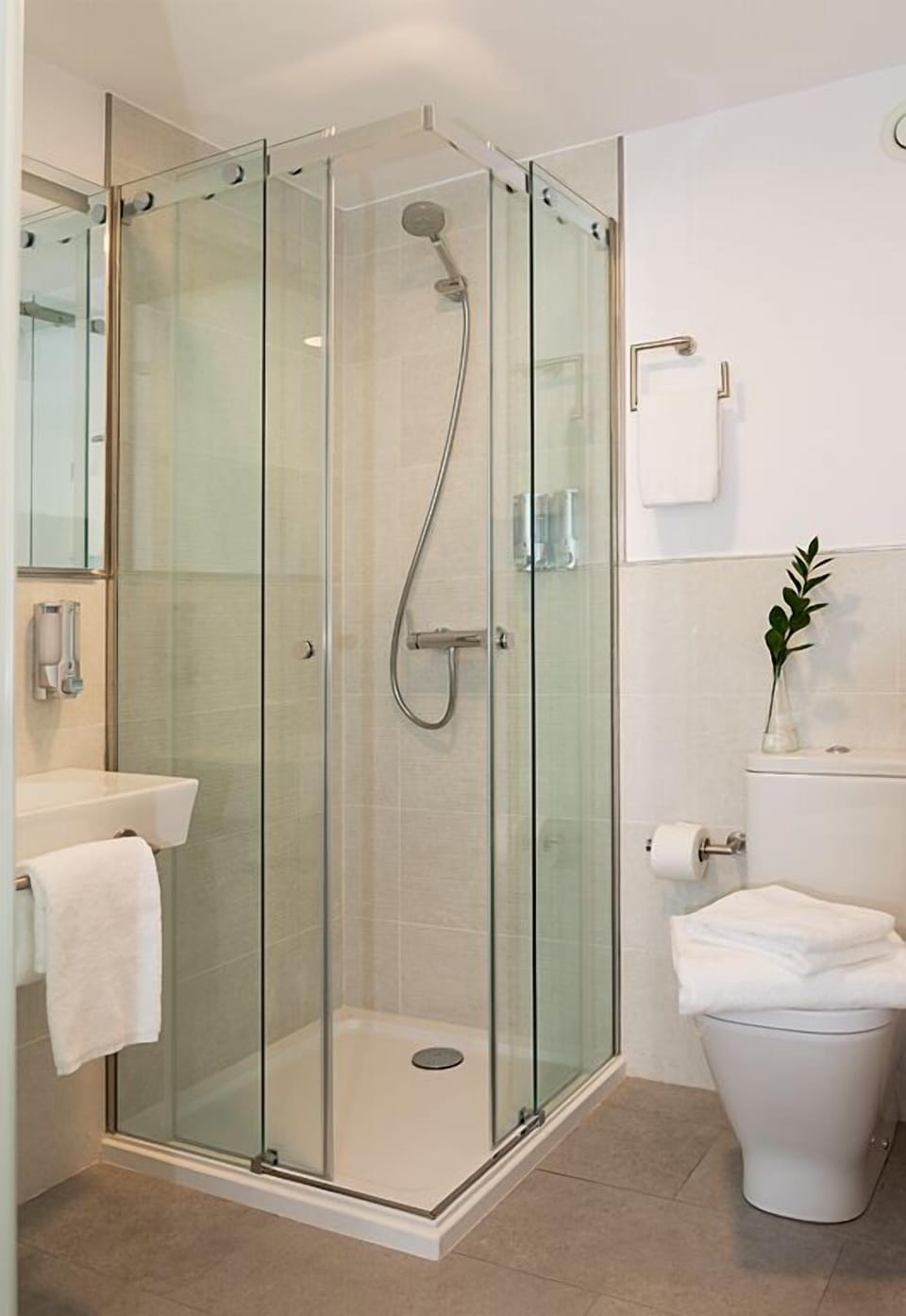 Shower, free toiletries, hair dryer, towels