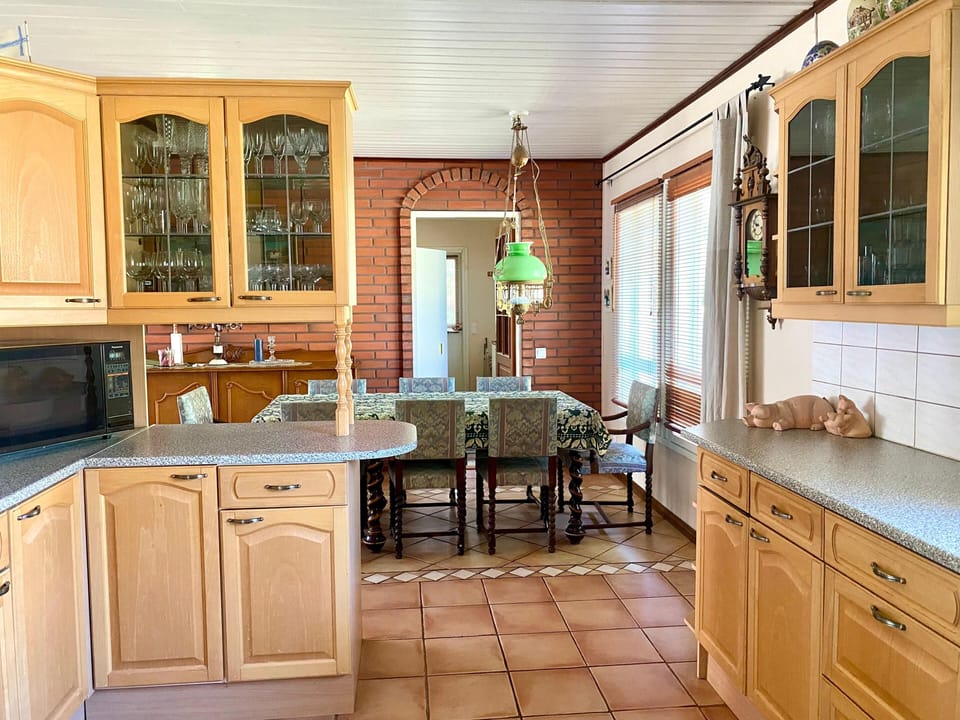 Family Villa, 3 Bedrooms, Sauna, Garden Area | Dining room