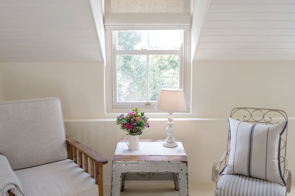 Superior Deluxe Double Room | Living area