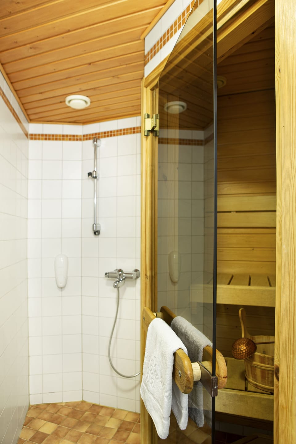 Suite, 1 Bedroom | Bathroom | Shower, hair dryer, towels