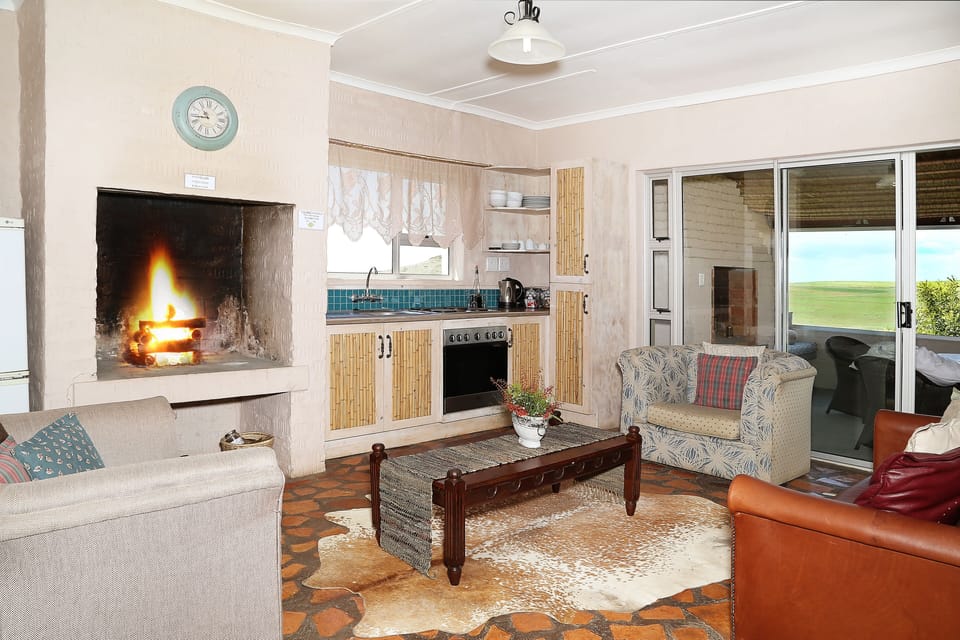 Denham Bustard Family Cottage | Private kitchen | Coffee/tea maker, electric kettle, cookware/dishes/utensils