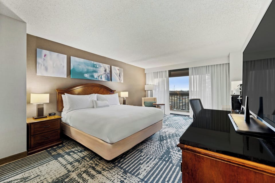 Premium bedding, down comforters, desk, blackout drapes