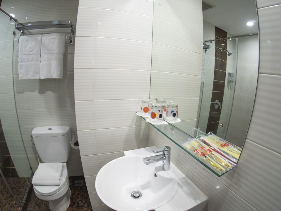 Superior Room | Bathroom sink