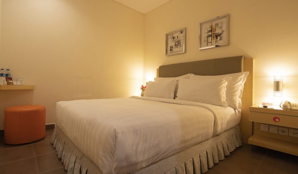 Superior Room | In-room safe, desk, soundproofing, free WiFi