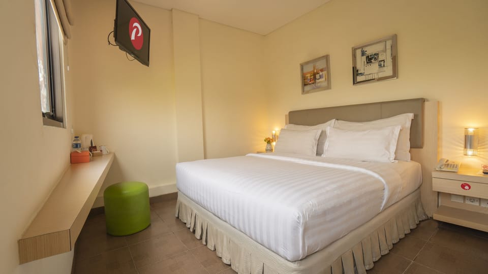 Superior Room | Premium bedding, in-room safe, desk, soundproofing