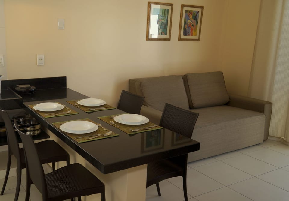 Deluxe Duplex | In-room dining