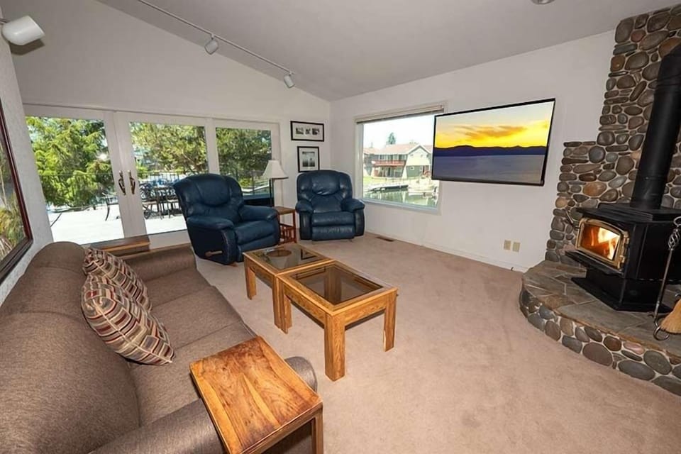 House, 4 Bedrooms | Interior