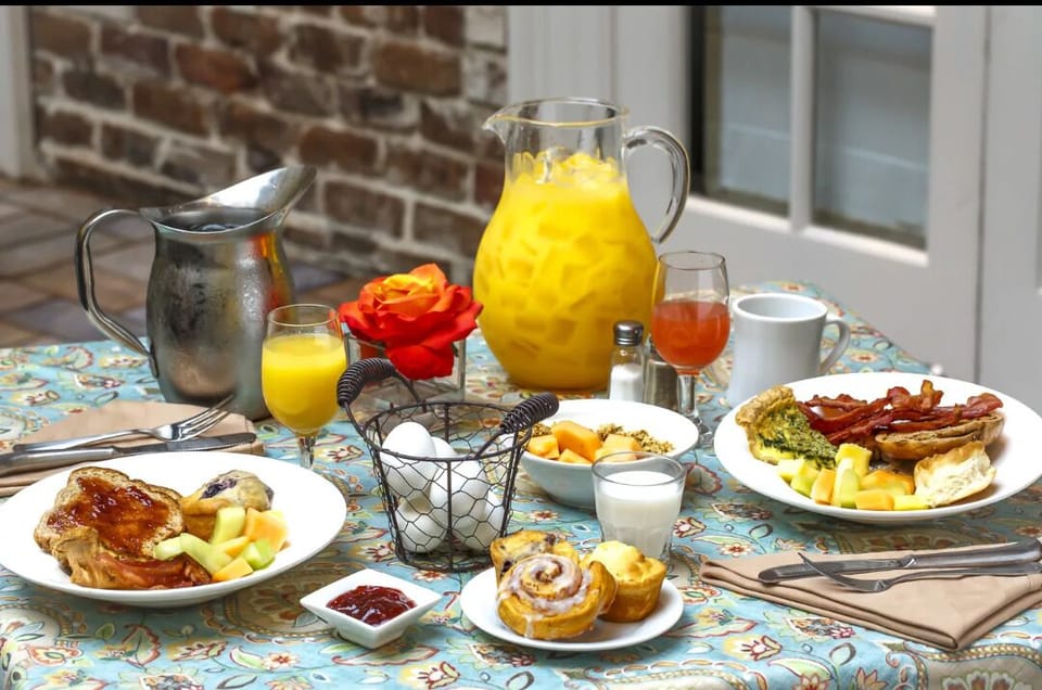 Daily cooked-to-order breakfast for a fee