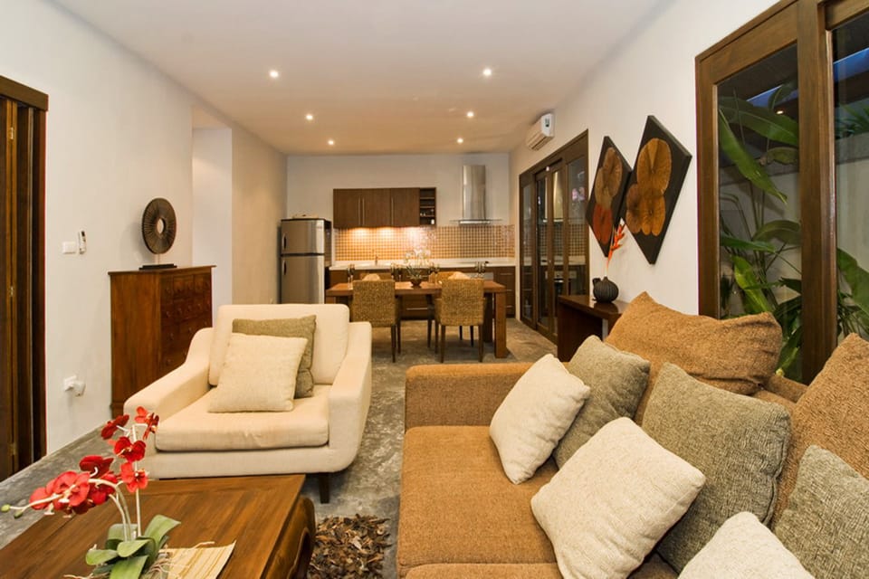 2 Bedroom Villa | Living area | Flat-screen TV, DVD player