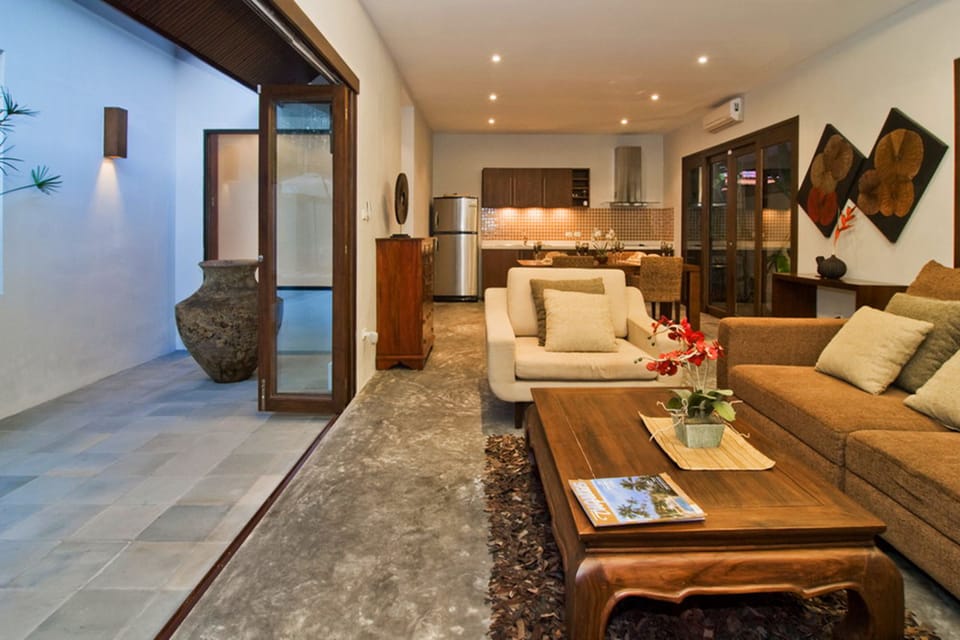2 Bedroom Villa | Living area | Flat-screen TV, DVD player