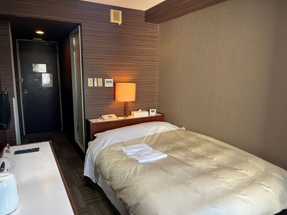 Desk, WiFi (free), bed sheets