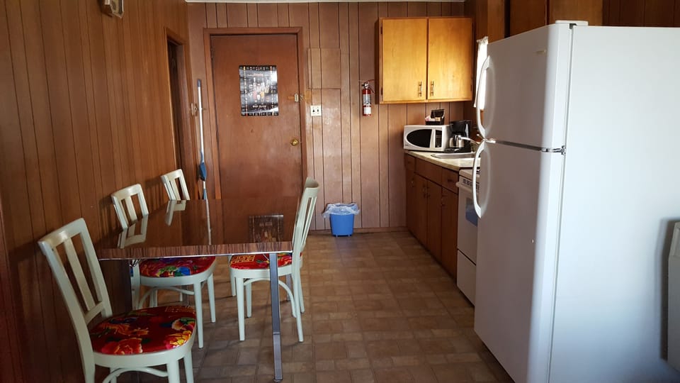 Private kitchen | Coffee/tea maker, fridge