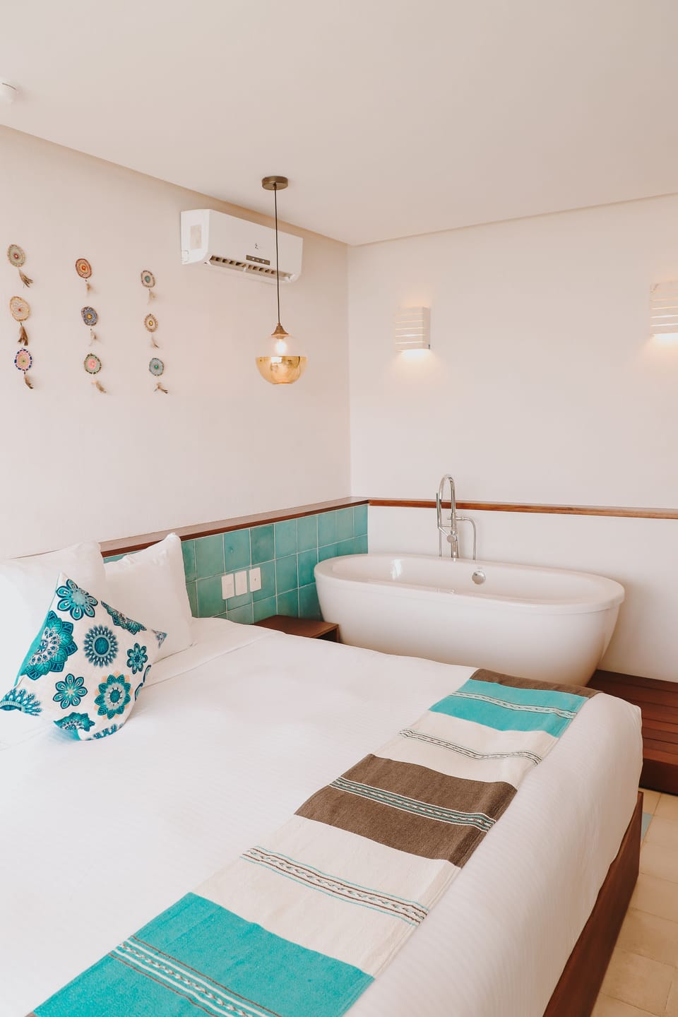 Honeymoon Suite Ocean Front and plunge pool | Premium bedding, in-room safe, blackout drapes, free WiFi