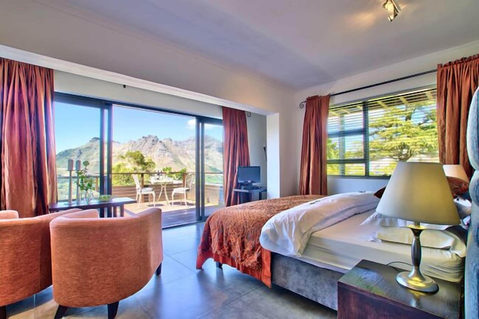 The Tranquility Suite | 1 bedroom, minibar, in-room safe, free WiFi