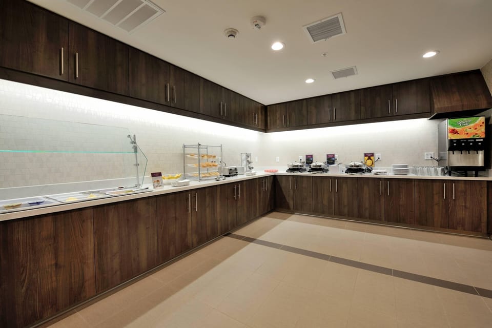 Free daily full breakfast