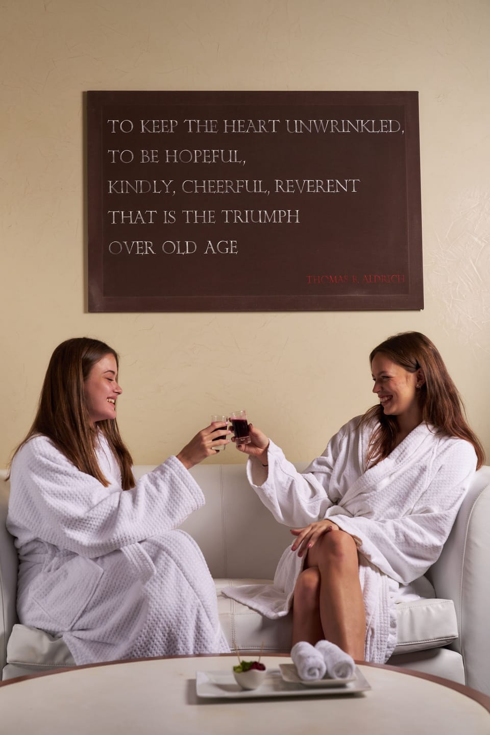 Couples treatment rooms, sauna, steam room, body treatments