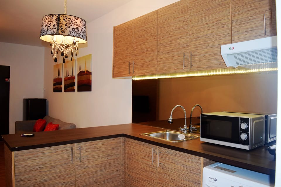 Private kitchenette