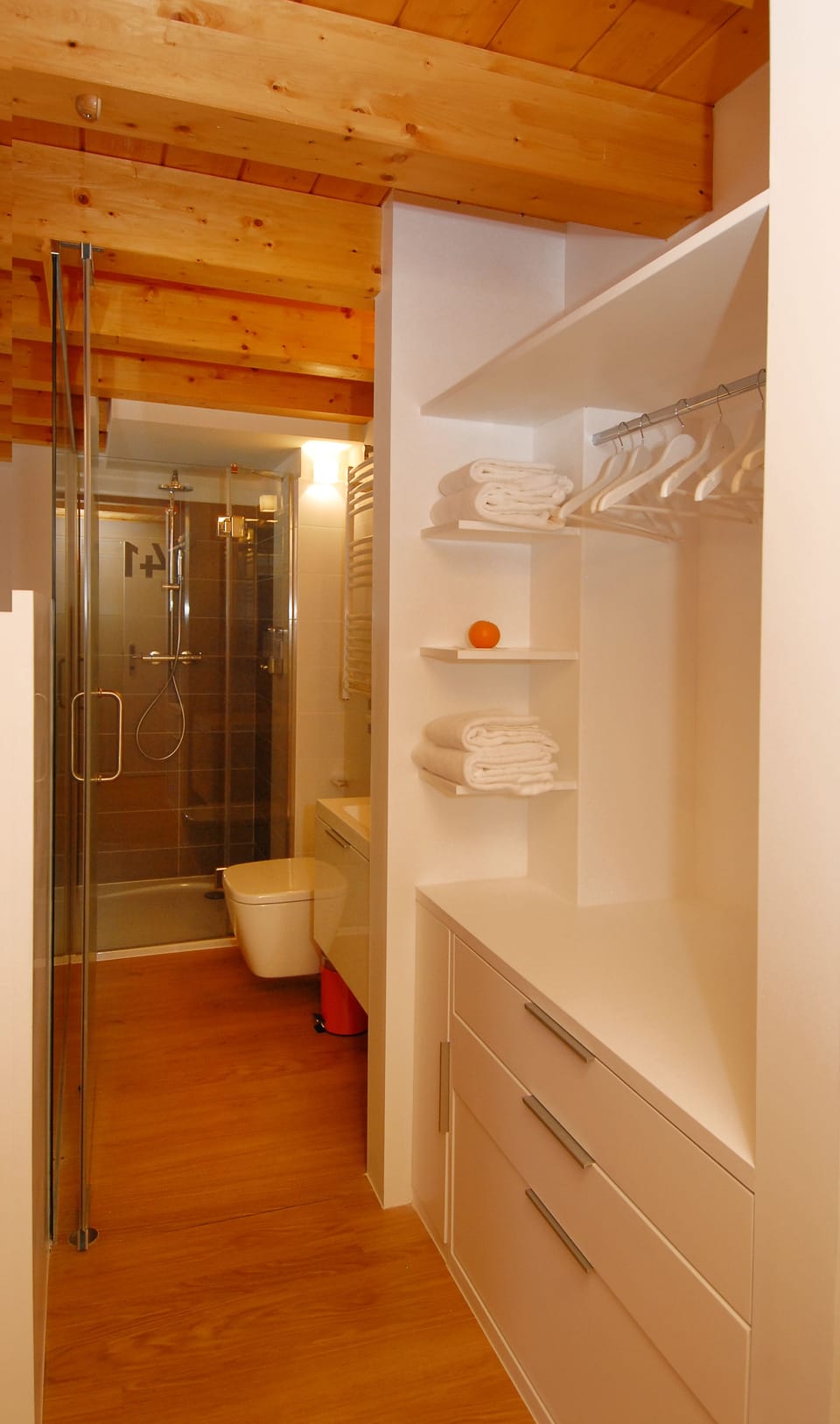 Hostal riMboMbin Hostel in Burgos