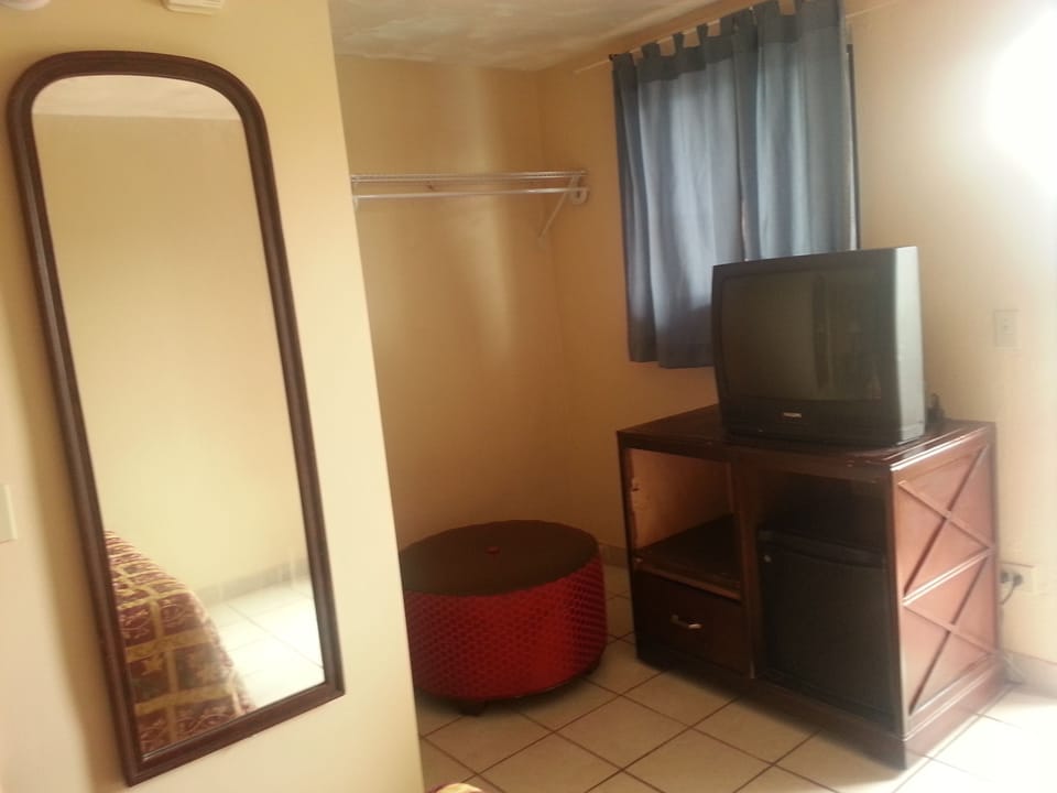 Standard Room, 1 Double Bed | Room amenity