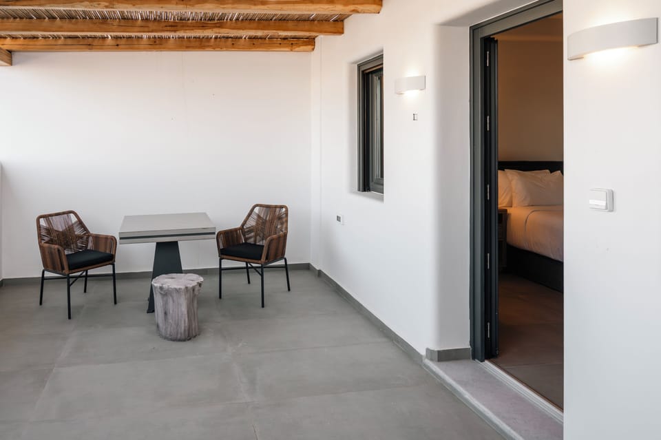 Luxury Apartment, 1 Bedroom, Private Bathroom, Ground Floor | Balcony