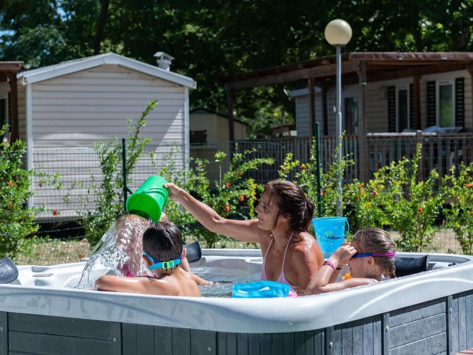 Holiday Park Facilities and Services 