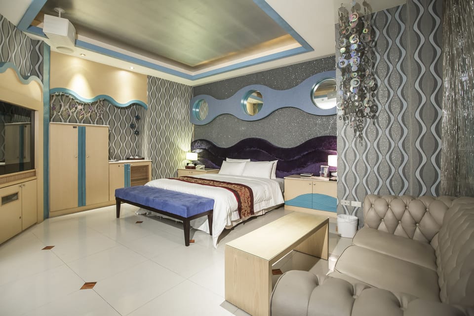 Classic Double Room, 1 Double Bed | Premium bedding, down comforters, minibar, individually decorated