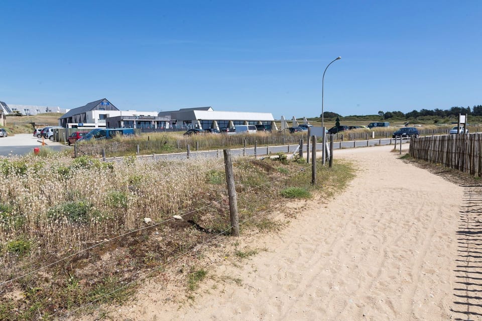 Immediate Surroundings [summer] (<1 km)