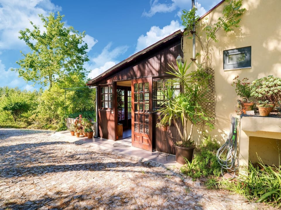 Entrance / Reception
