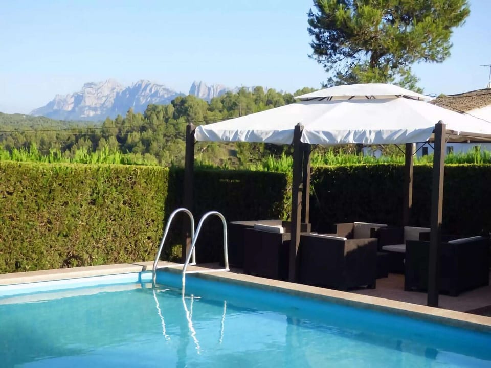 Holiday Home Swimming Pool