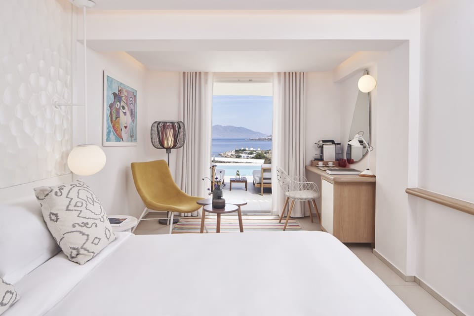 Premium bedding, pillowtop beds, minibar, in-room safe