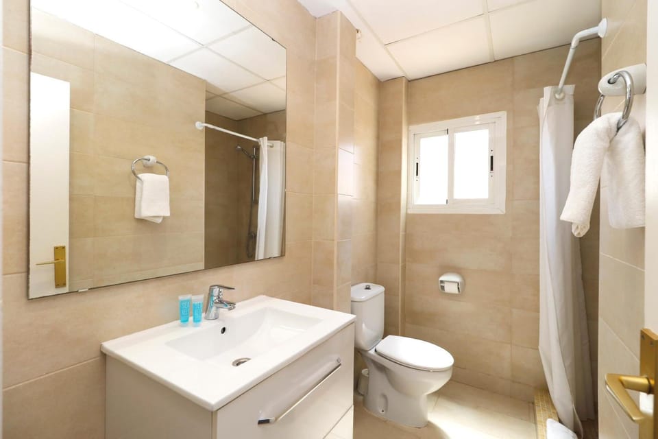 Free toiletries, hair dryer, towels
