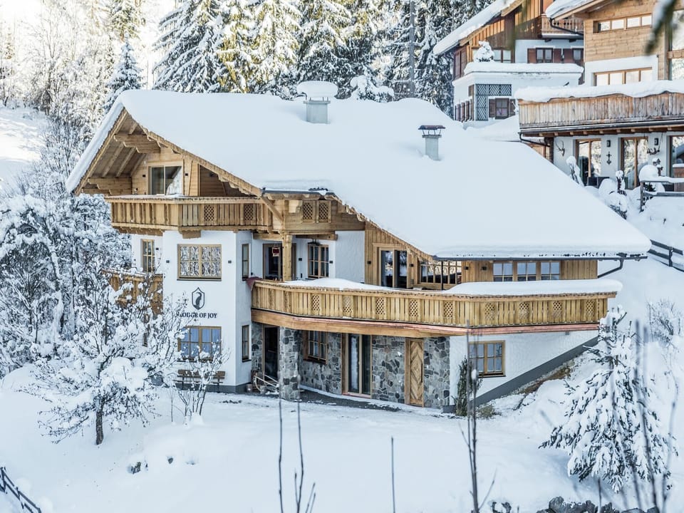 Holiday Home Exterior [winter]