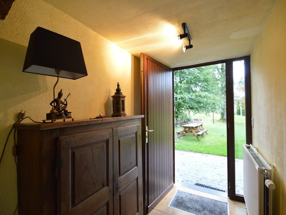 Entrance / Reception
