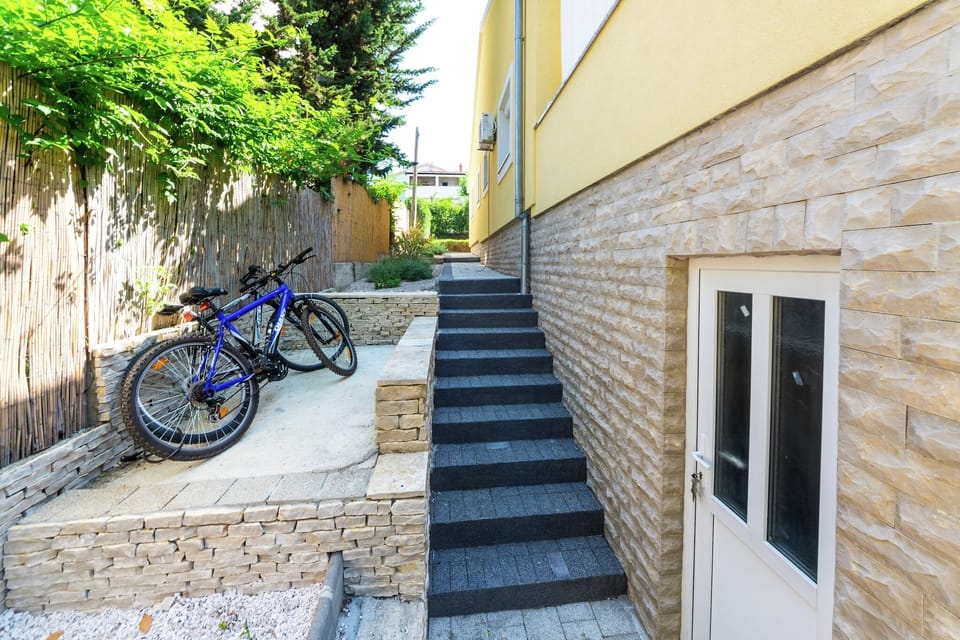 Holiday Home Facilities and Services