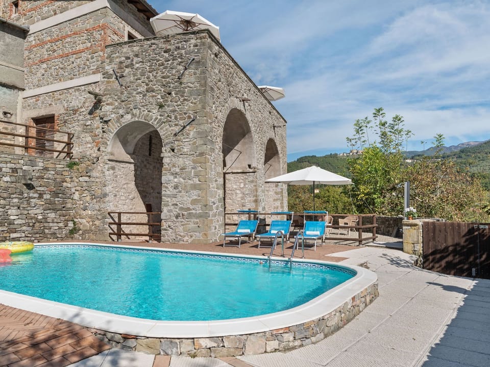 Holiday Home Swimming Pool