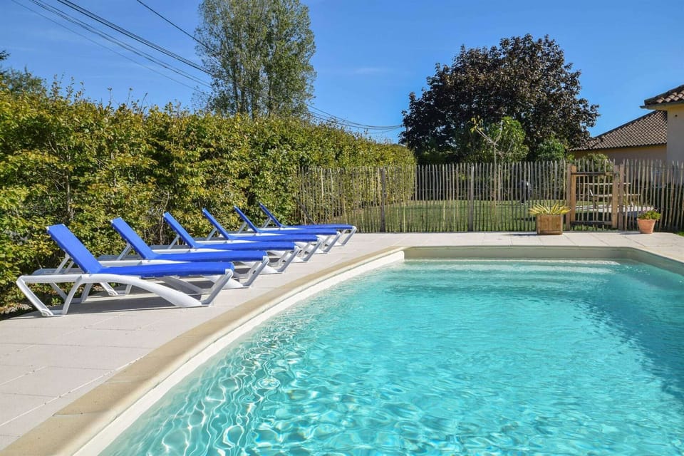 Holiday Home Swimming Pool