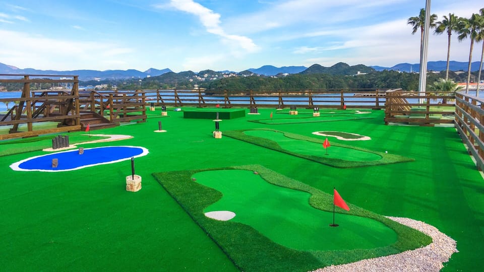 Mini-golf