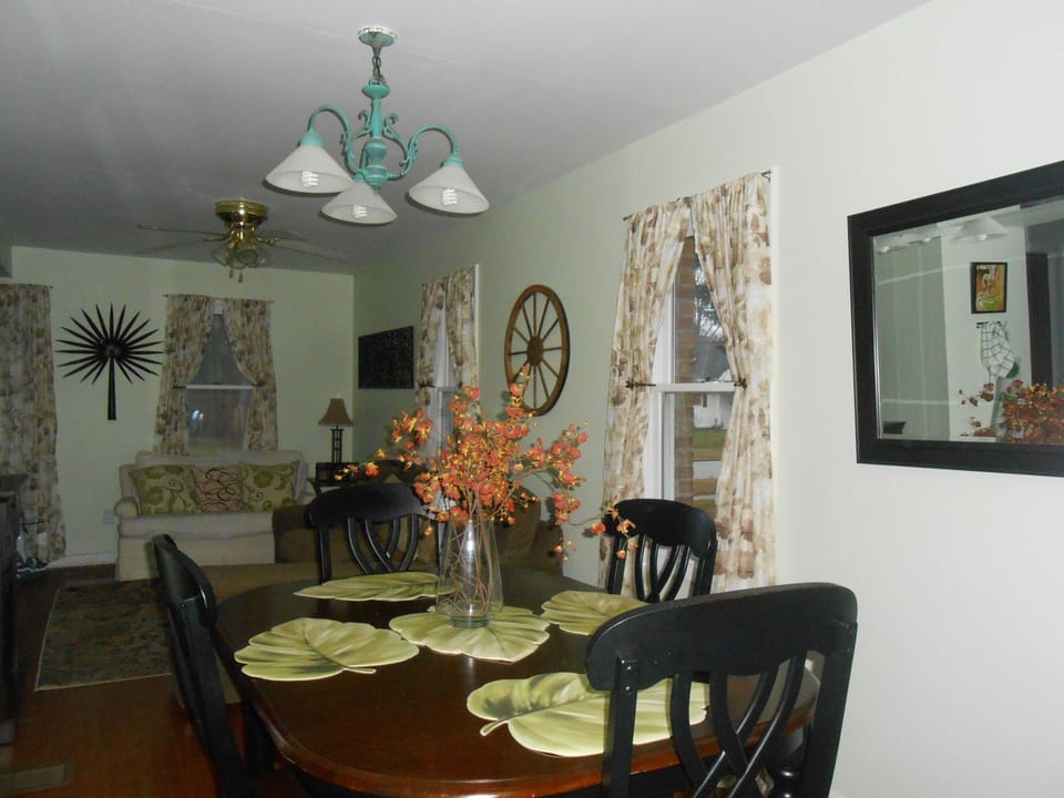 Cottage, 5 Bedrooms | Living room | TV, fireplace