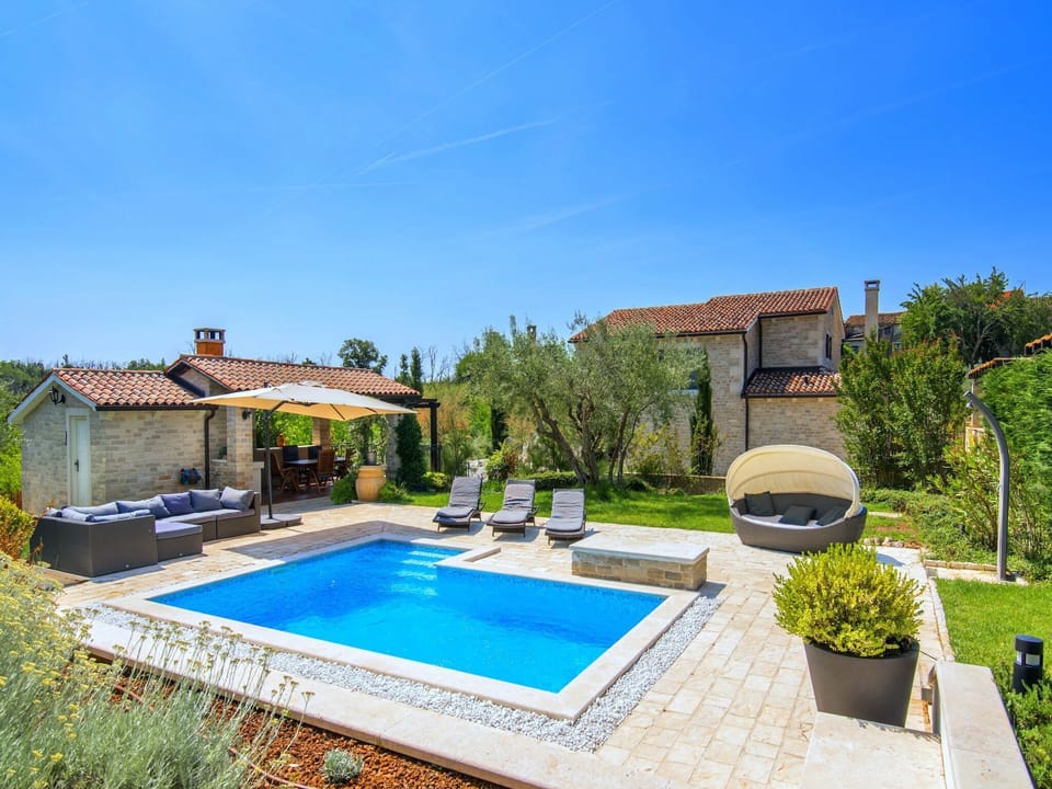 Holiday Home Swimming Pool