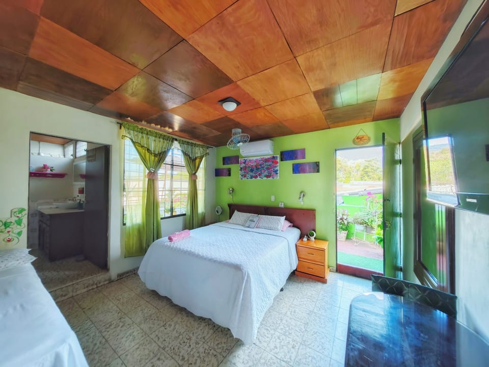 Comfort Double Room, 1 Bedroom, Terrace, Mountain View | In-room safe, WiFi (free), bed sheets