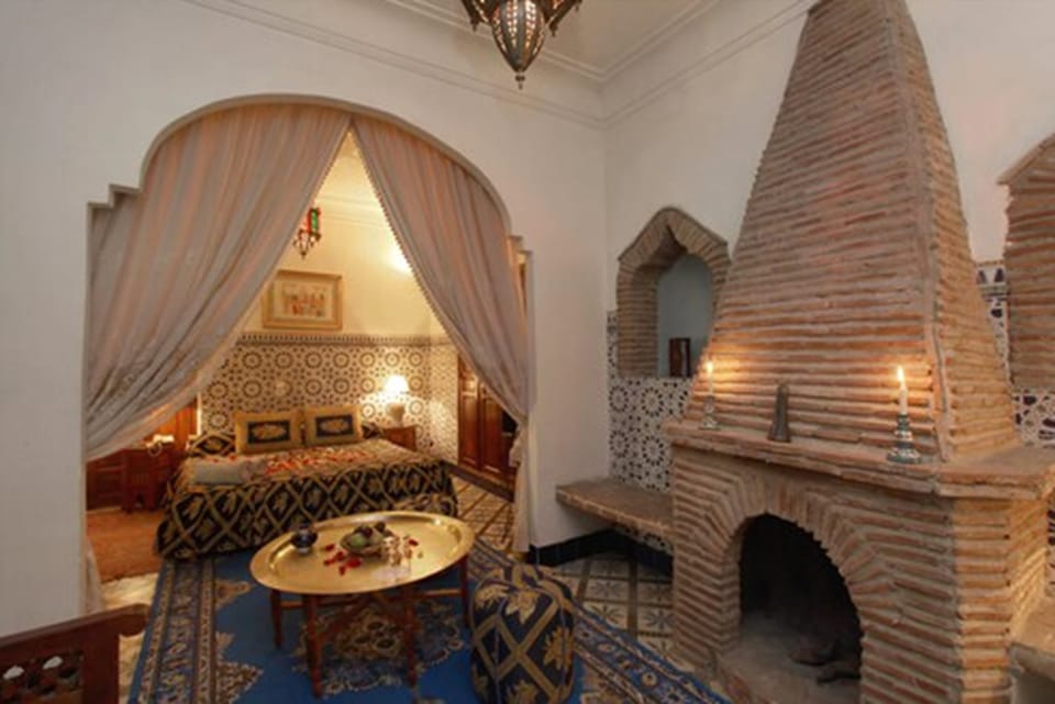 1 bedroom, premium bedding, blackout drapes, soundproofing