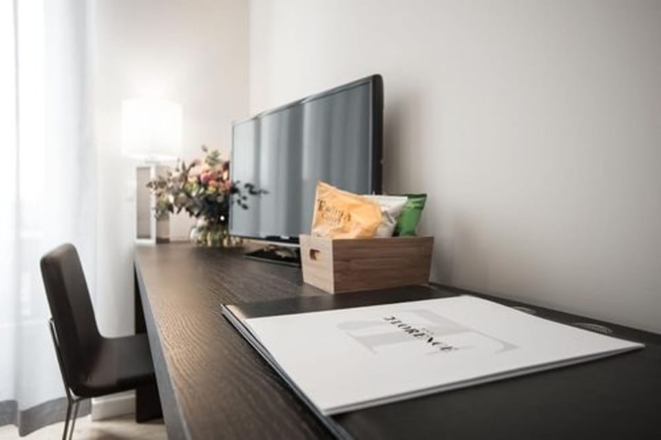 In-room safe, desk, blackout drapes, free WiFi