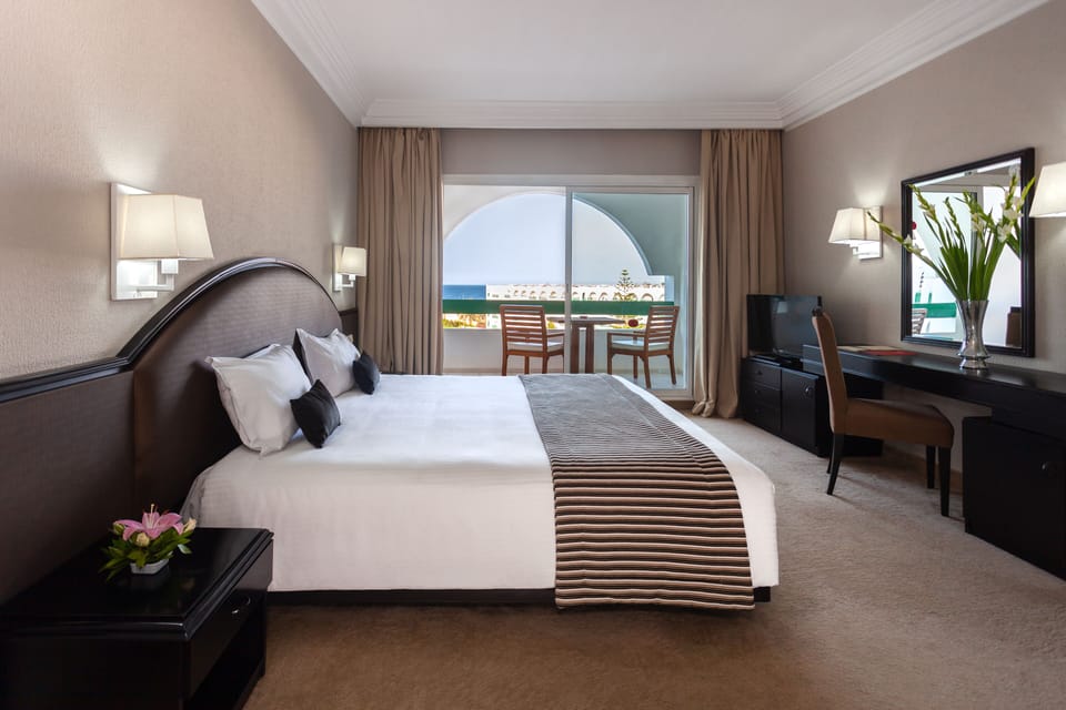 Superior Room | Minibar, in-room safe, blackout drapes, free WiFi