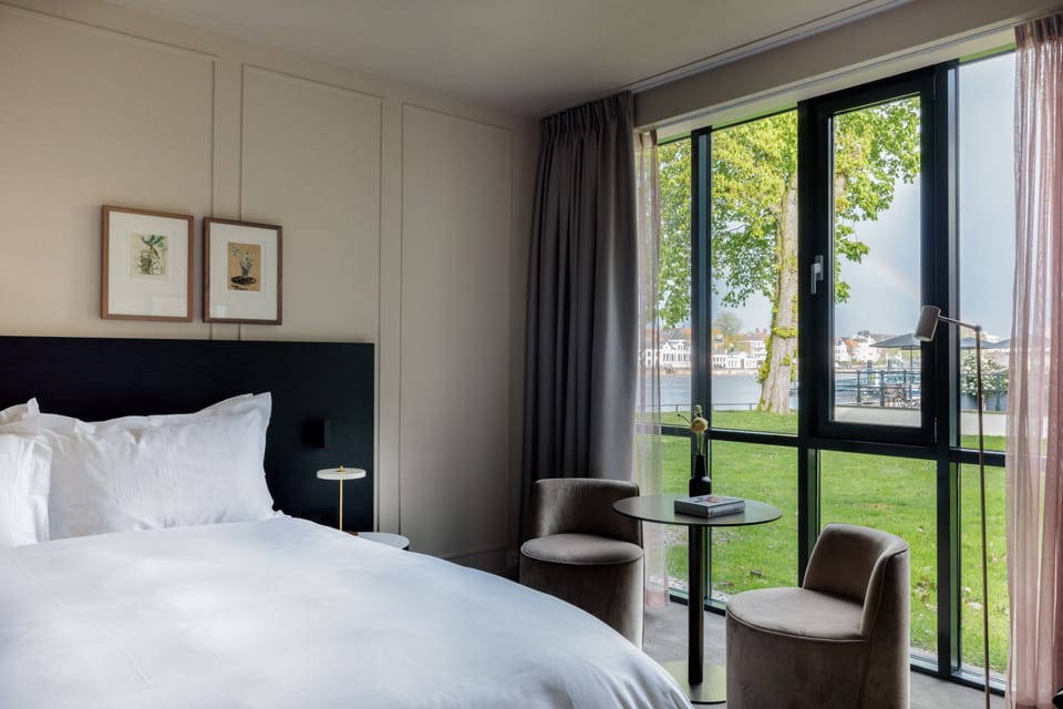 Luxury Double Room | 1 bedroom, hypo-allergenic bedding, minibar, in-room safe
