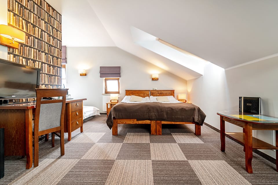 Standard Triple Room (unlimited spa access) 4* | In-room safe, desk, iron/ironing board, free WiFi