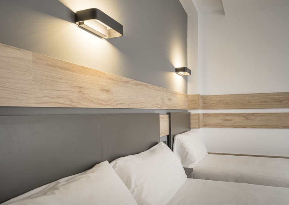 Double Room (with extra bed) | Desk, free WiFi, bed sheets