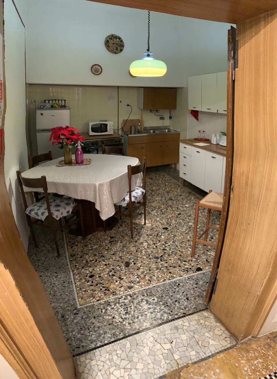 Stovetop, cookware/dishes/utensils